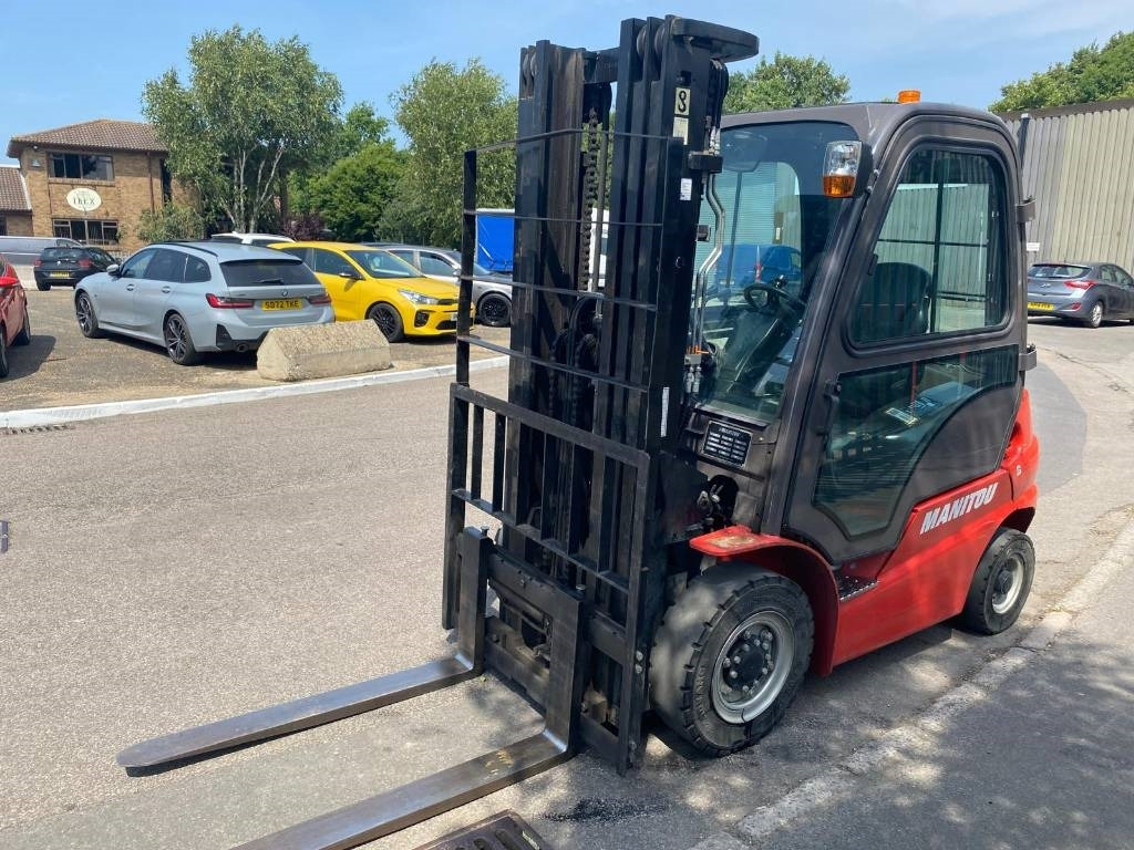 Leasing Manitou Mi25D  Manitou Mi25D: obrázok 8