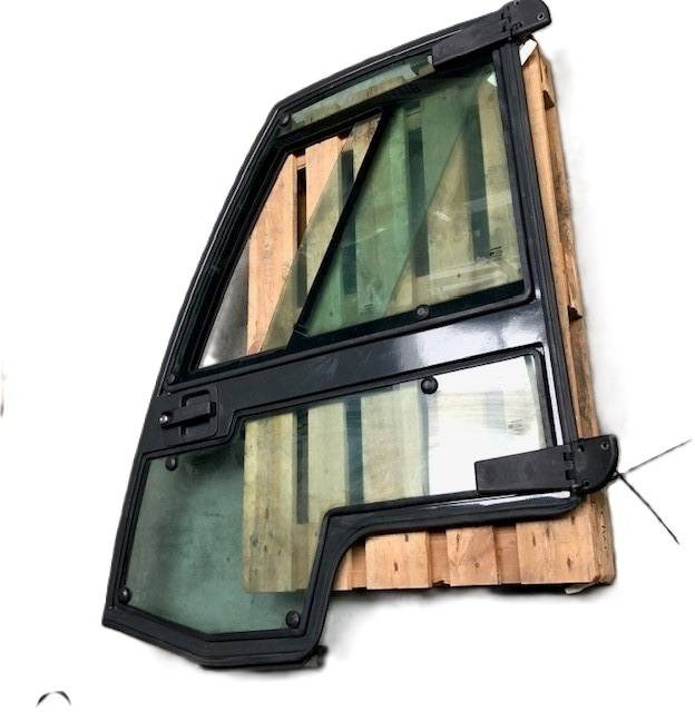 Left door for Nissan - Dvere a diely pre Manipulačná technika: obrázok 3 Left door for Nissan - Dvere a diely pre Manipulačná technika: obrázok 3