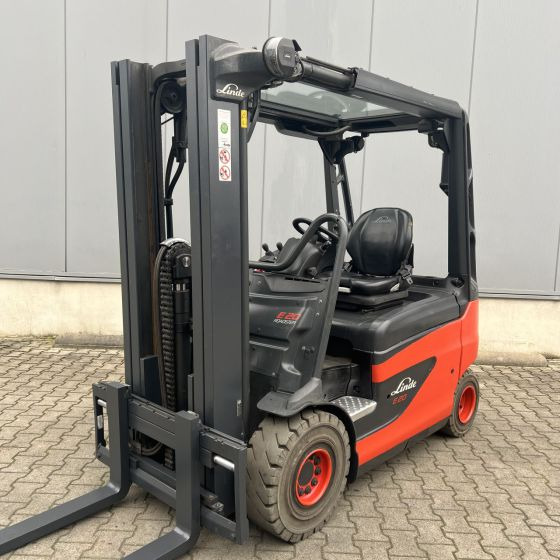 Linde E20R (387) Roadster - Elektrický vysokozdvižný vozík: obrázok 1 Linde E20R (387) Roadster - Elektrický vysokozdvižný vozík: obrázok 1