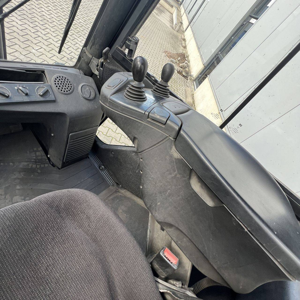 Linde H30D-02 (393) EVO - Dieselový vysokozdvižný vozík: obrázok 5 Linde H30D-02 (393) EVO - Dieselový vysokozdvižný vozík: obrázok 5