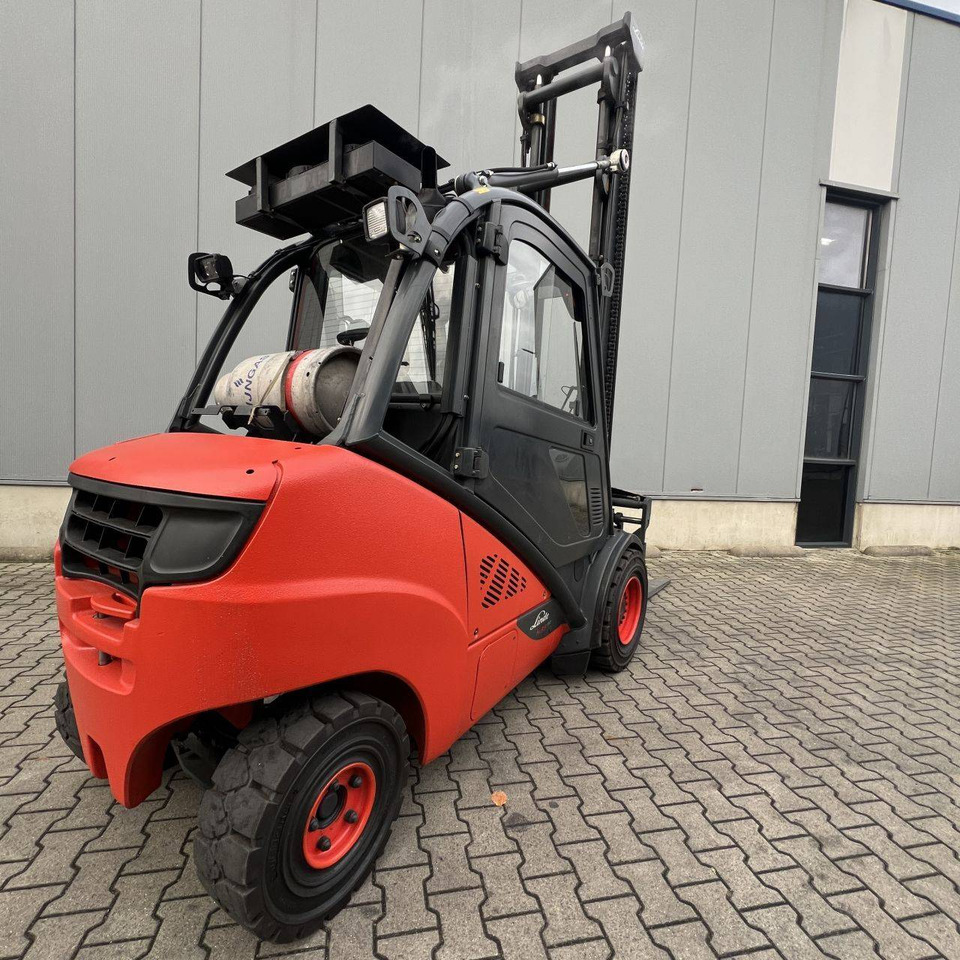 Linde H35T-02 (393) EVO - Plynový vysokozdvižný vozík: obrázok 2 Linde H35T-02 (393) EVO - Plynový vysokozdvižný vozík: obrázok 2