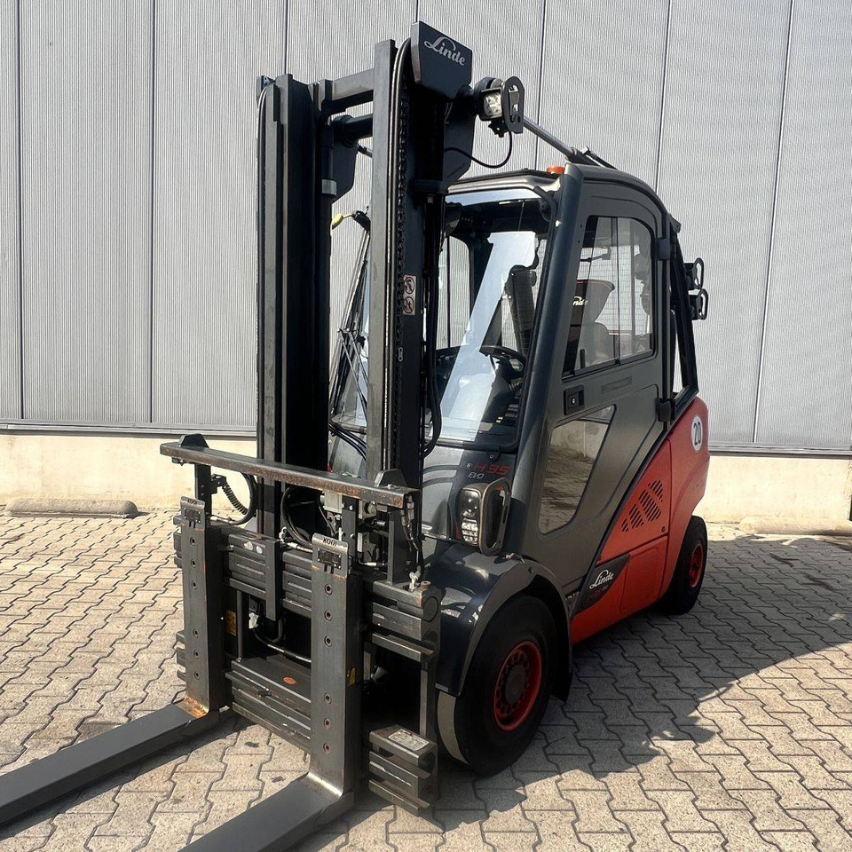Linde H35T (393-02) EVO - Plynový vysokozdvižný vozík: obrázok 1 Linde H35T (393-02) EVO - Plynový vysokozdvižný vozík: obrázok 1
