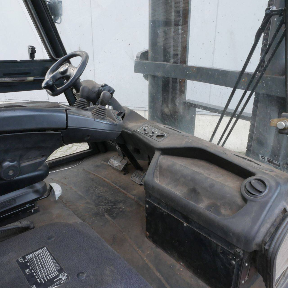 Linde H80D/900 (396-02) - Dieselový vysokozdvižný vozík: obrázok 4 Linde H80D/900 (396-02) - Dieselový vysokozdvižný vozík: obrázok 4