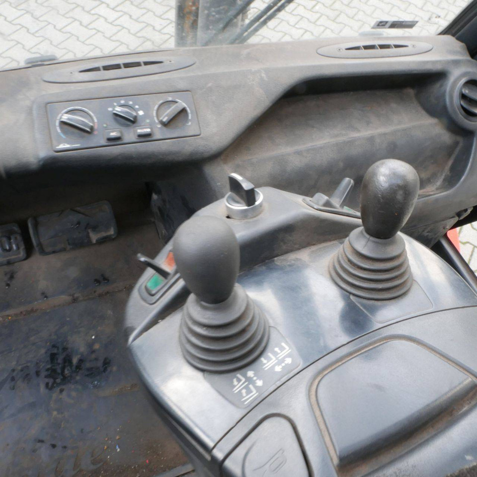 Linde H80D/900 (396-02) - Dieselový vysokozdvižný vozík: obrázok 5 Linde H80D/900 (396-02) - Dieselový vysokozdvižný vozík: obrázok 5