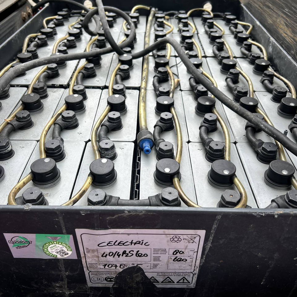 Linde P250 SWB (127) - Elektricky tahač: obrázok 5 Linde P250 SWB (127) - Elektricky tahač: obrázok 5