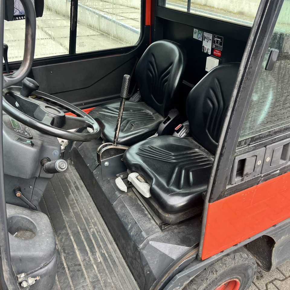 Linde P250 SWB (127) - Elektricky tahač: obrázok 3 Linde P250 SWB (127) - Elektricky tahač: obrázok 3