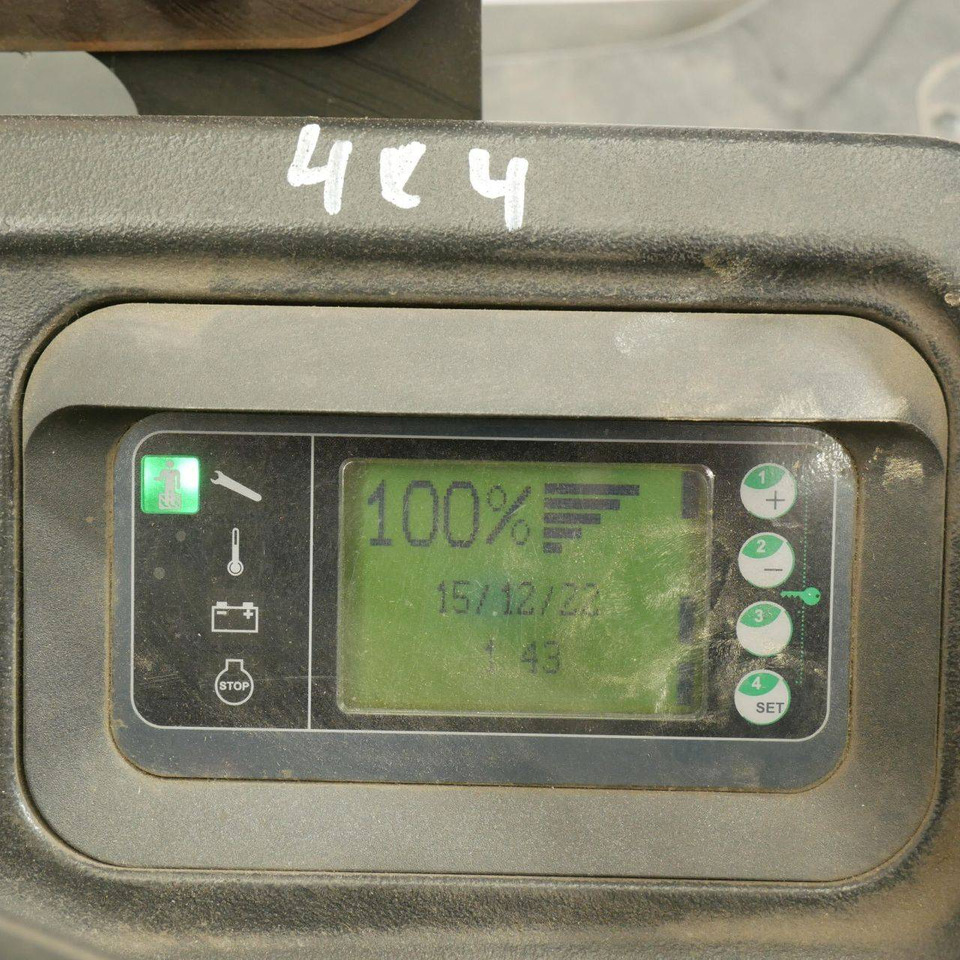 Linde P30C (1190) - Elektricky tahač: obrázok 3 Linde P30C (1190) - Elektricky tahač: obrázok 3
