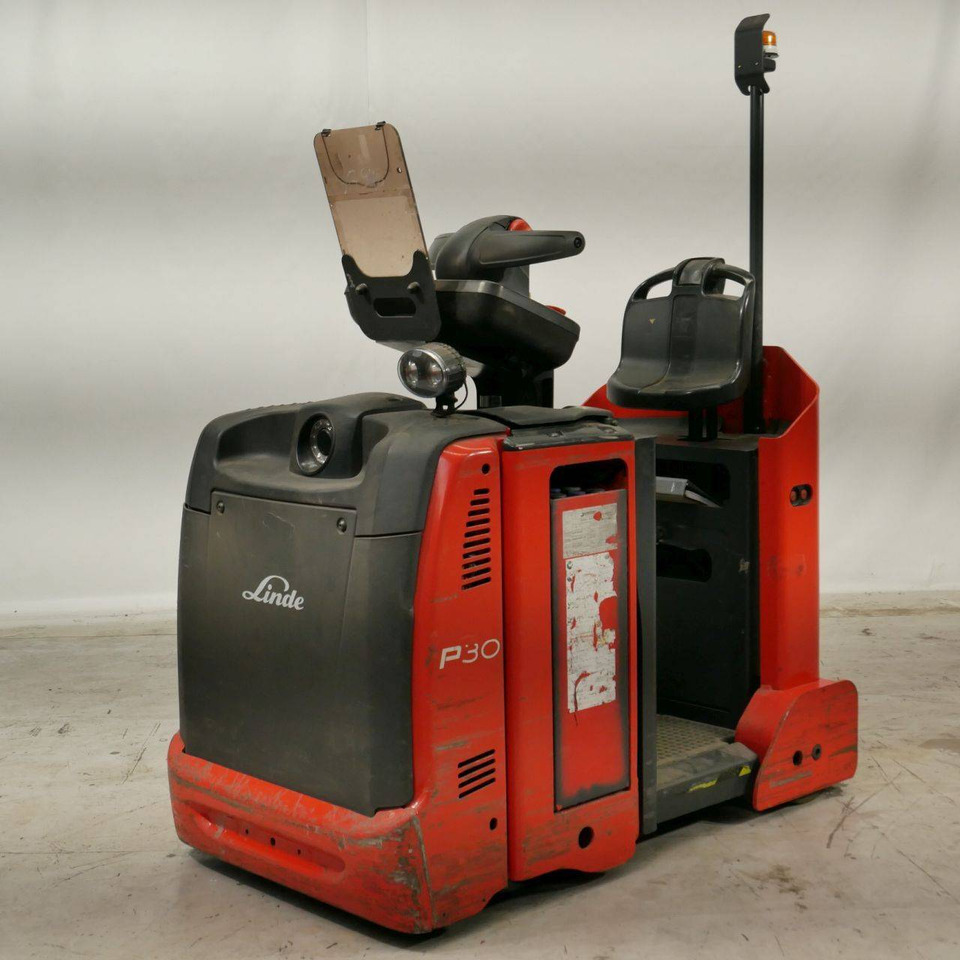 Linde P30C (1190) - Elektricky tahač: obrázok 1 Linde P30C (1190) - Elektricky tahač: obrázok 1