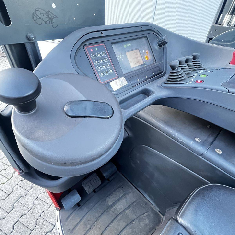 Linde R14 (1120) - Skladový zakladač: obrázok 5 Linde R14 (1120) - Skladový zakladač: obrázok 5