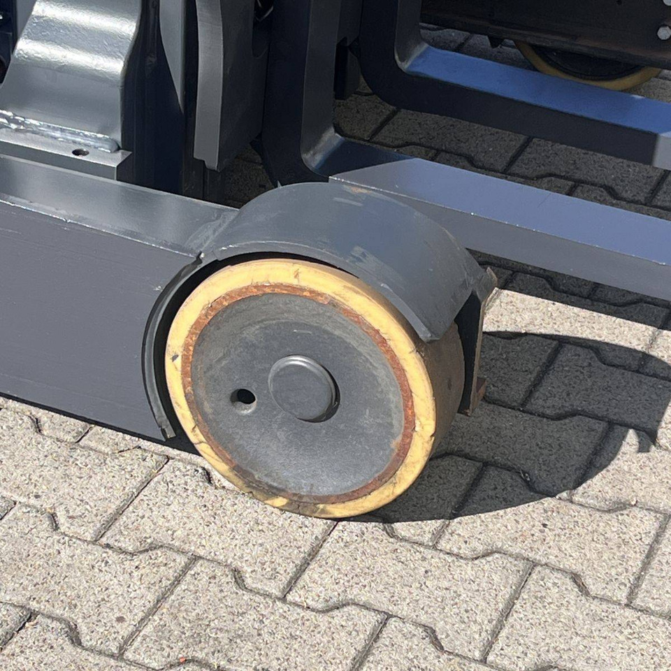 Skladový zakladač Linde R14 (1120): obrázok 17 Skladový zakladač Linde R14 (1120): obrázok 17