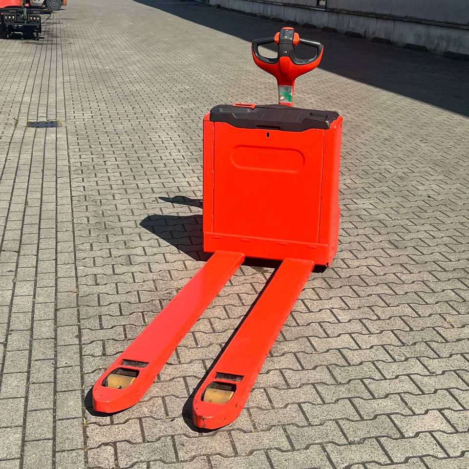 Linde T16 (1152) - Paletový vozík: obrázok 2 Linde T16 (1152) - Paletový vozík: obrázok 2