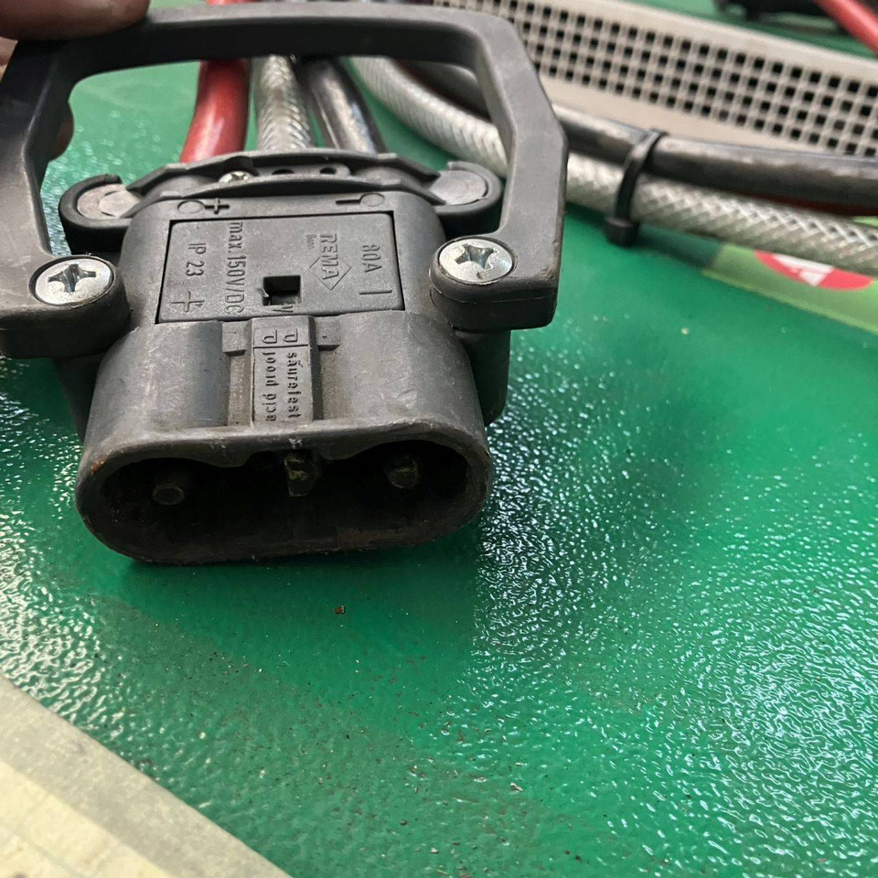 Hoppecke E230 G24/65 B-F15FS Trak power Optimal Charge - Náhradný diel pre Manipulačná technika: obrázok 4 Hoppecke E230 G24/65 B-F15FS Trak power Optimal Charge - Náhradný diel pre Manipulačná technika: obrázok 4