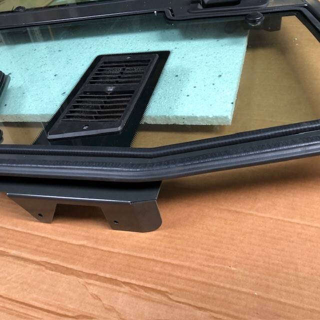 Right door for Nissan - Dvere a diely pre Manipulačná technika: obrázok 3 Right door for Nissan - Dvere a diely pre Manipulačná technika: obrázok 3