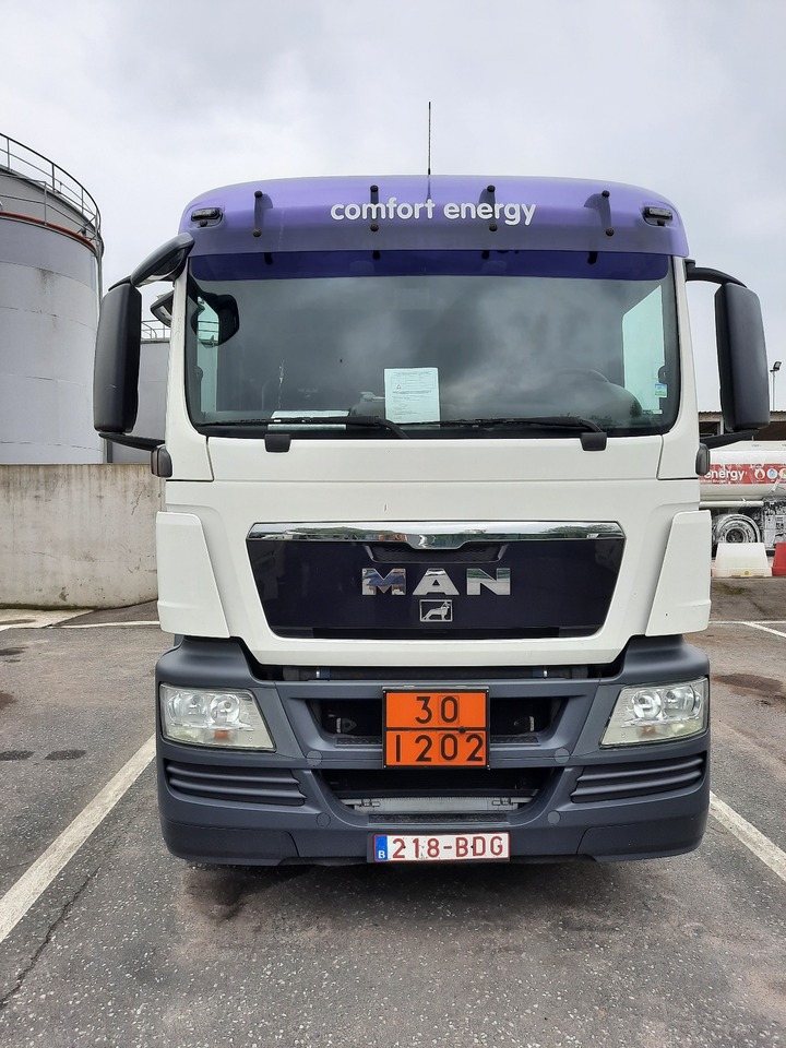 MAN TGS - Cisternové vozidlo: obrázok 3 MAN TGS - Cisternové vozidlo: obrázok 3