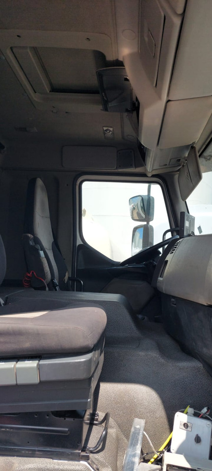 RENAULT - Cisternové vozidlo: obrázok 2 RENAULT - Cisternové vozidlo: obrázok 2