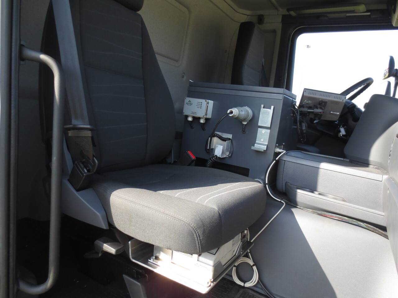 SCANIA G370 - Cisternové vozidlo: obrázok 5 SCANIA G370 - Cisternové vozidlo: obrázok 5