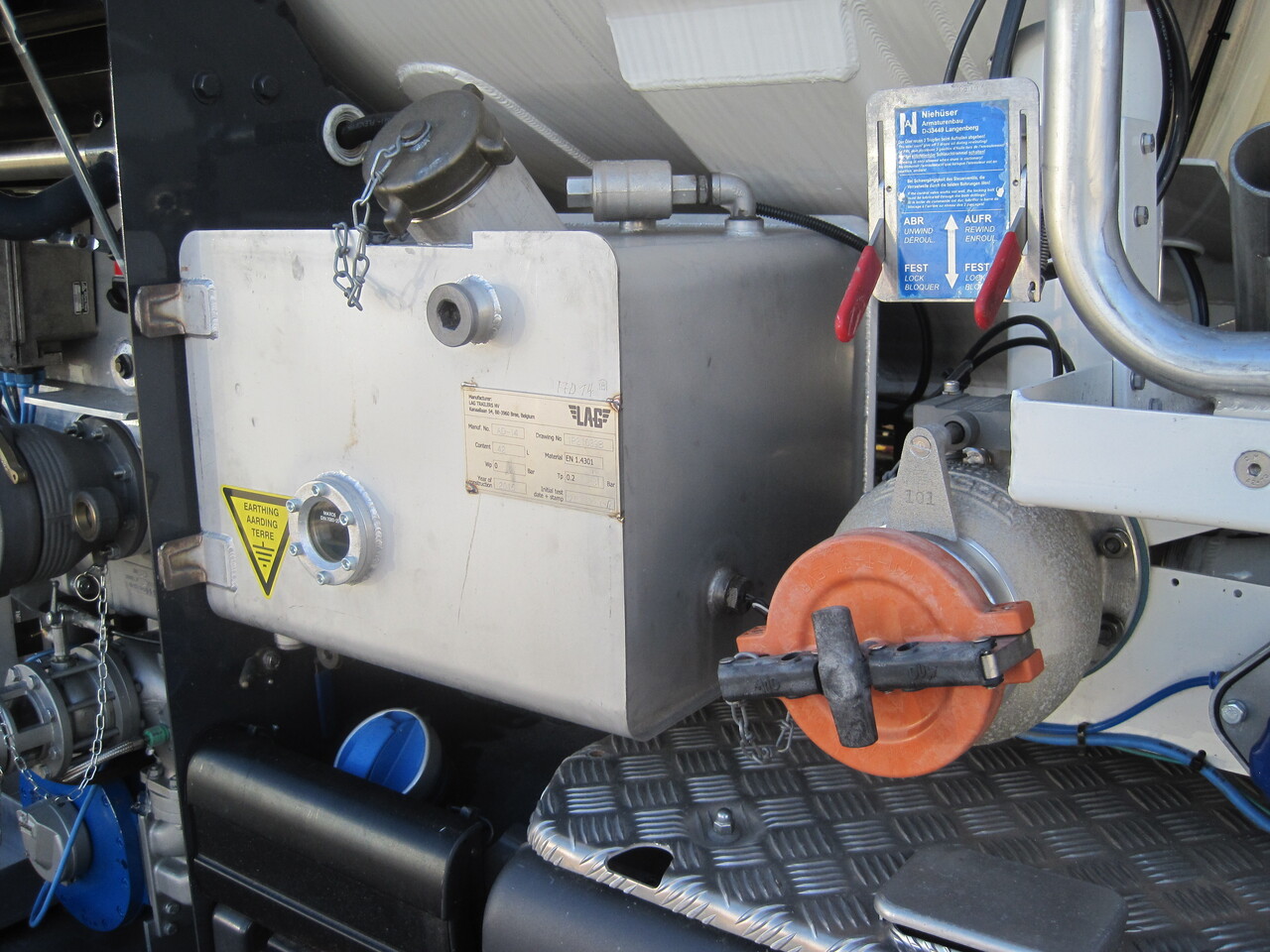 SCANIA G370 - Cisternové vozidlo: obrázok 5 SCANIA G370 - Cisternové vozidlo: obrázok 5