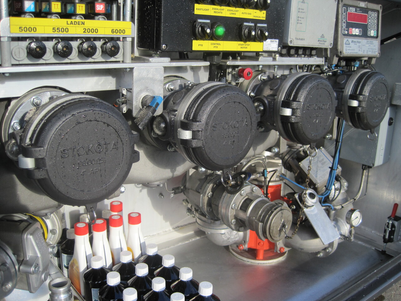 SCANIA G370 - Cisternové vozidlo: obrázok 5 SCANIA G370 - Cisternové vozidlo: obrázok 5