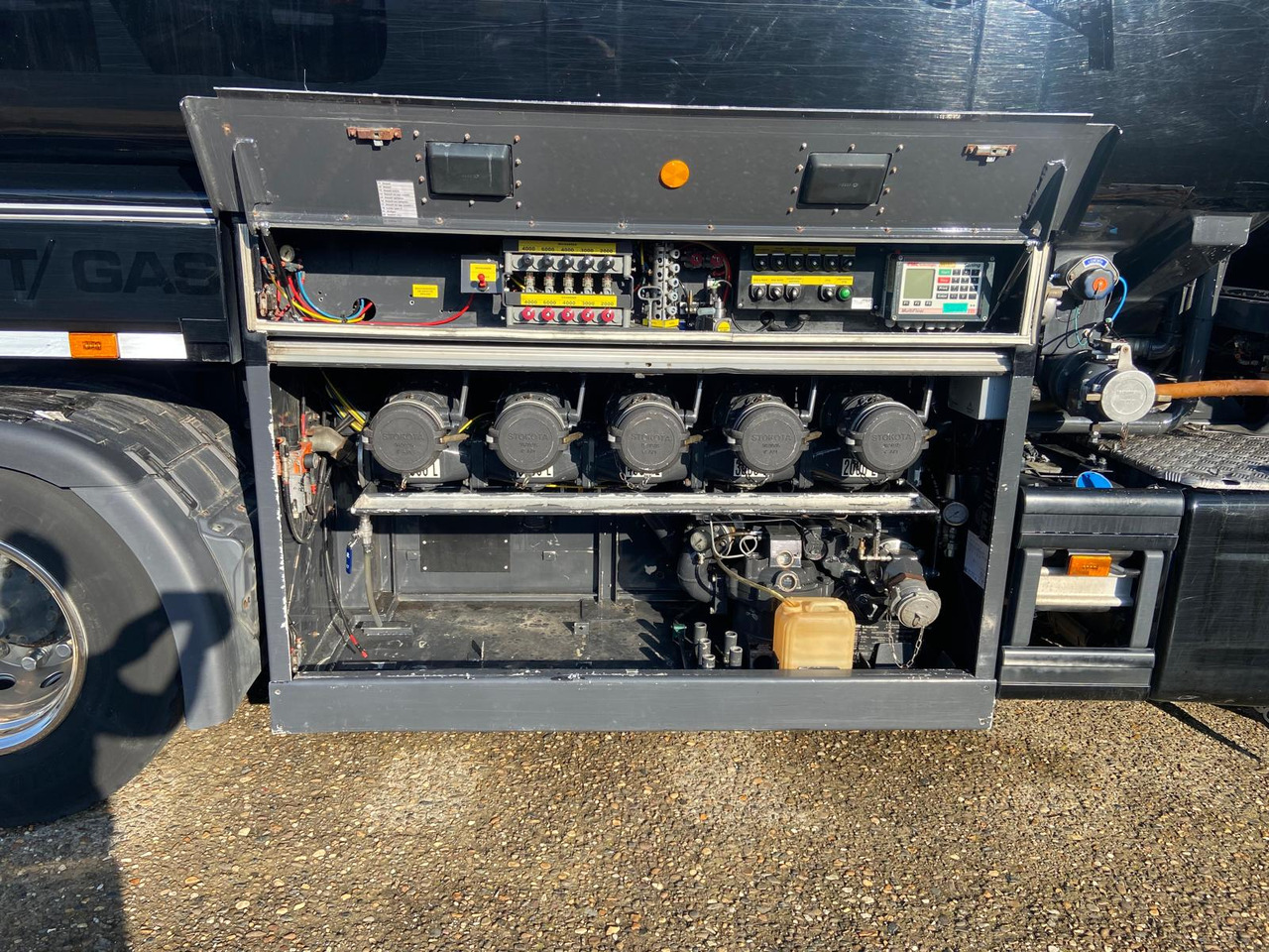 SCANIA P410 - Cisternové vozidlo: obrázok 3 SCANIA P410 - Cisternové vozidlo: obrázok 3