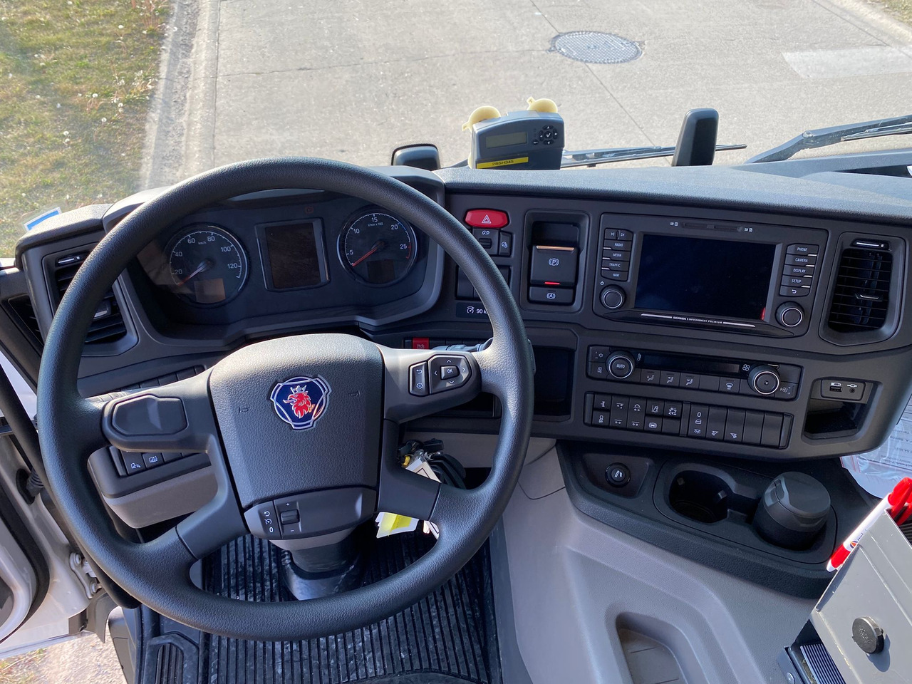 SCANIA P410 - Cisternové vozidlo: obrázok 3 SCANIA P410 - Cisternové vozidlo: obrázok 3