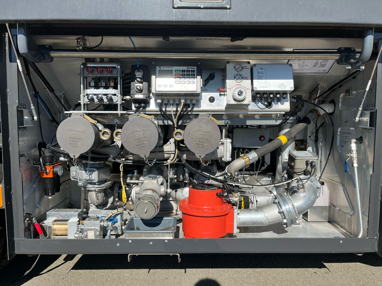 VOLVO FL - Cisternové vozidlo: obrázok 4 VOLVO FL - Cisternové vozidlo: obrázok 4