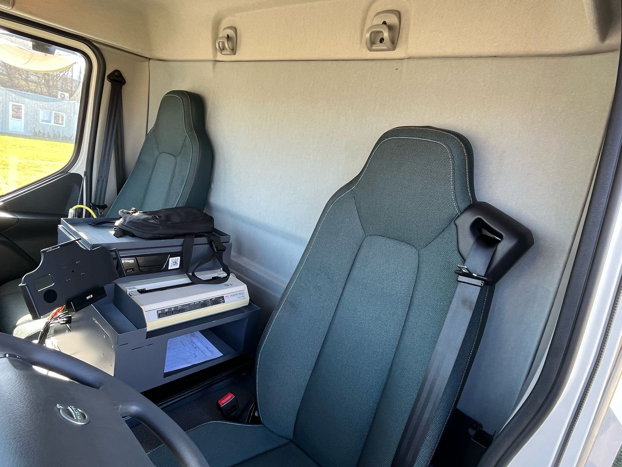 VOLVO FL - Cisternové vozidlo: obrázok 5 VOLVO FL - Cisternové vozidlo: obrázok 5
