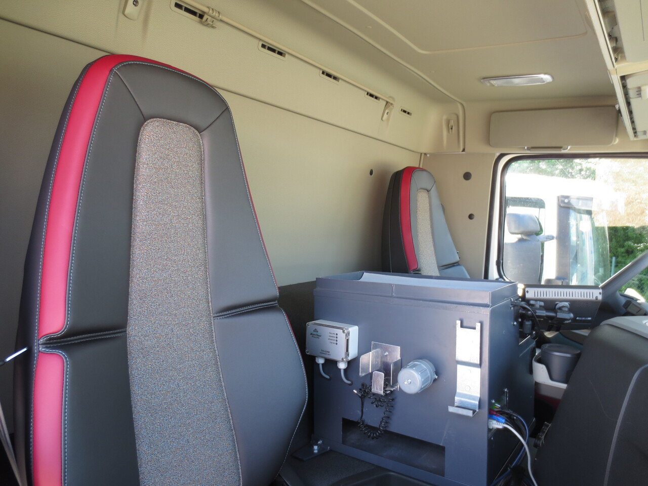 VOLVO FM - Cisternové vozidlo: obrázok 5 VOLVO FM - Cisternové vozidlo: obrázok 5
