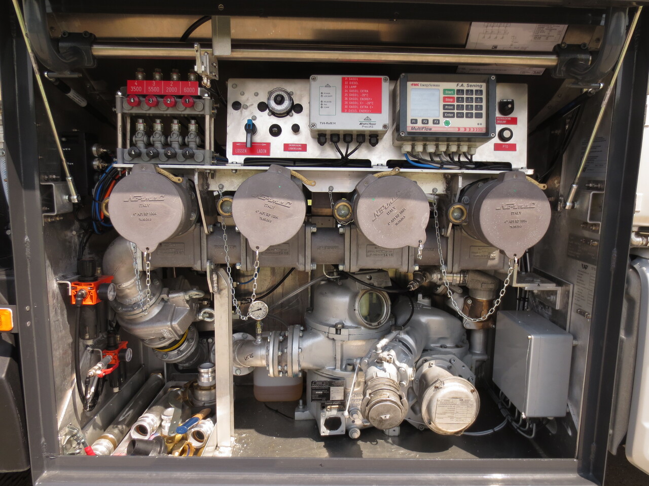 Cisternové vozidlo VOLVO FM: obrázok 20 Cisternové vozidlo VOLVO FM: obrázok 20