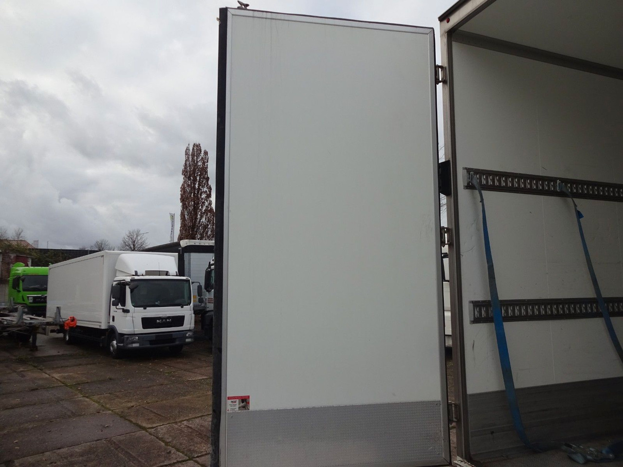 Skříňový nákladní auto DAF LF 220, 16 T, LBW, Türen, Klima, Automat, Kamera: obrázok 15