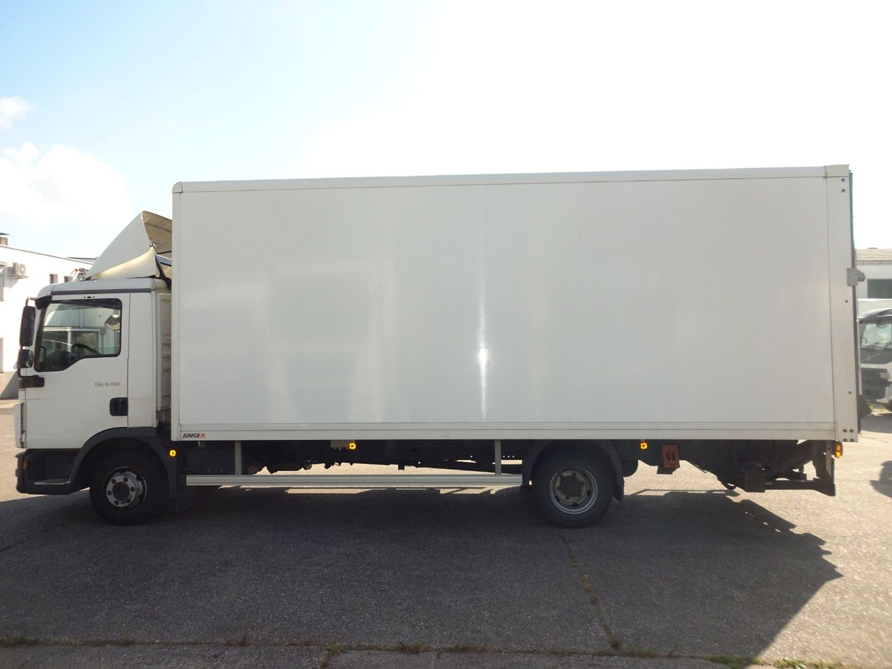 MAN TGL 8.190, LBW, Luft, Tempomat, Standheizung - Dodávka skriňová nadstavba: obrázok 4 MAN TGL 8.190, LBW, Luft, Tempomat, Standheizung - Dodávka skriňová nadstavba: obrázok 4