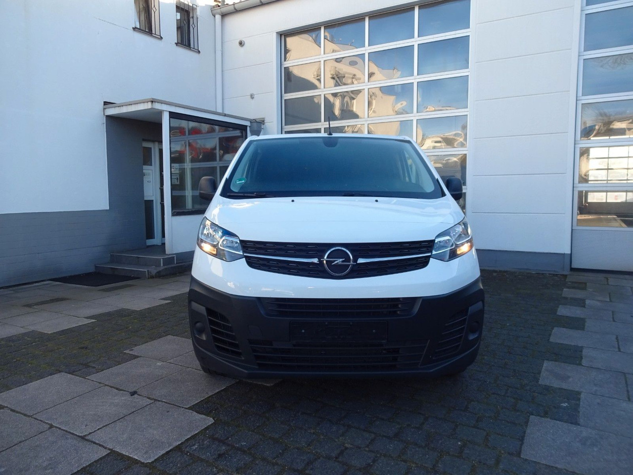 Opel 50 x Vivaro Kasten, L1H1, Klima, PDC, Tempomat - Malá dodávka: obrázok 4 Opel 50 x Vivaro Kasten, L1H1, Klima, PDC, Tempomat - Malá dodávka: obrázok 4