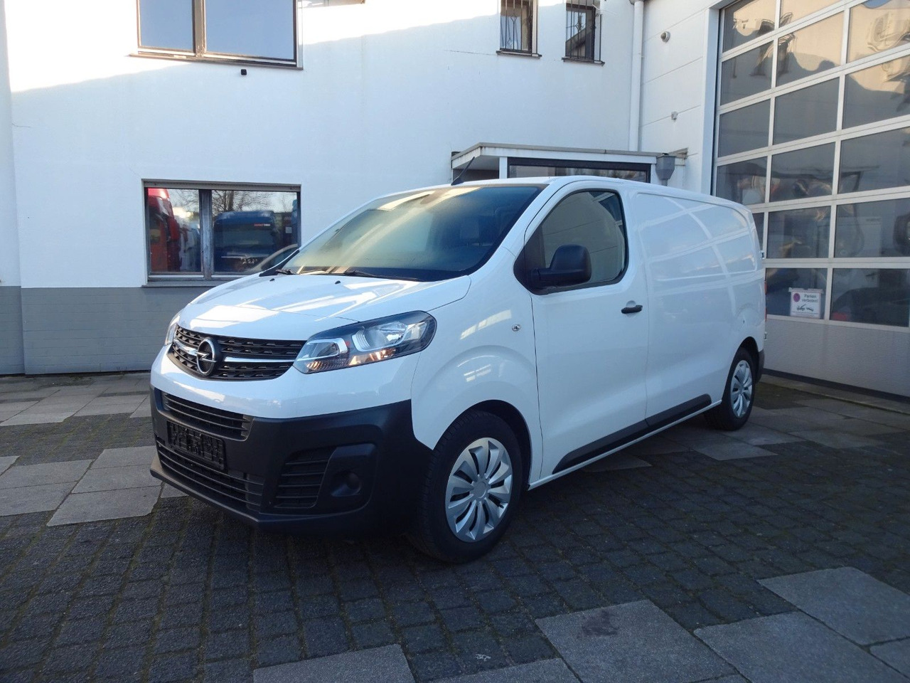 Opel 50 x Vivaro Kasten, L1H1, Klima, PDC, Tempomat - Malá dodávka: obrázok 1 Opel 50 x Vivaro Kasten, L1H1, Klima, PDC, Tempomat - Malá dodávka: obrázok 1