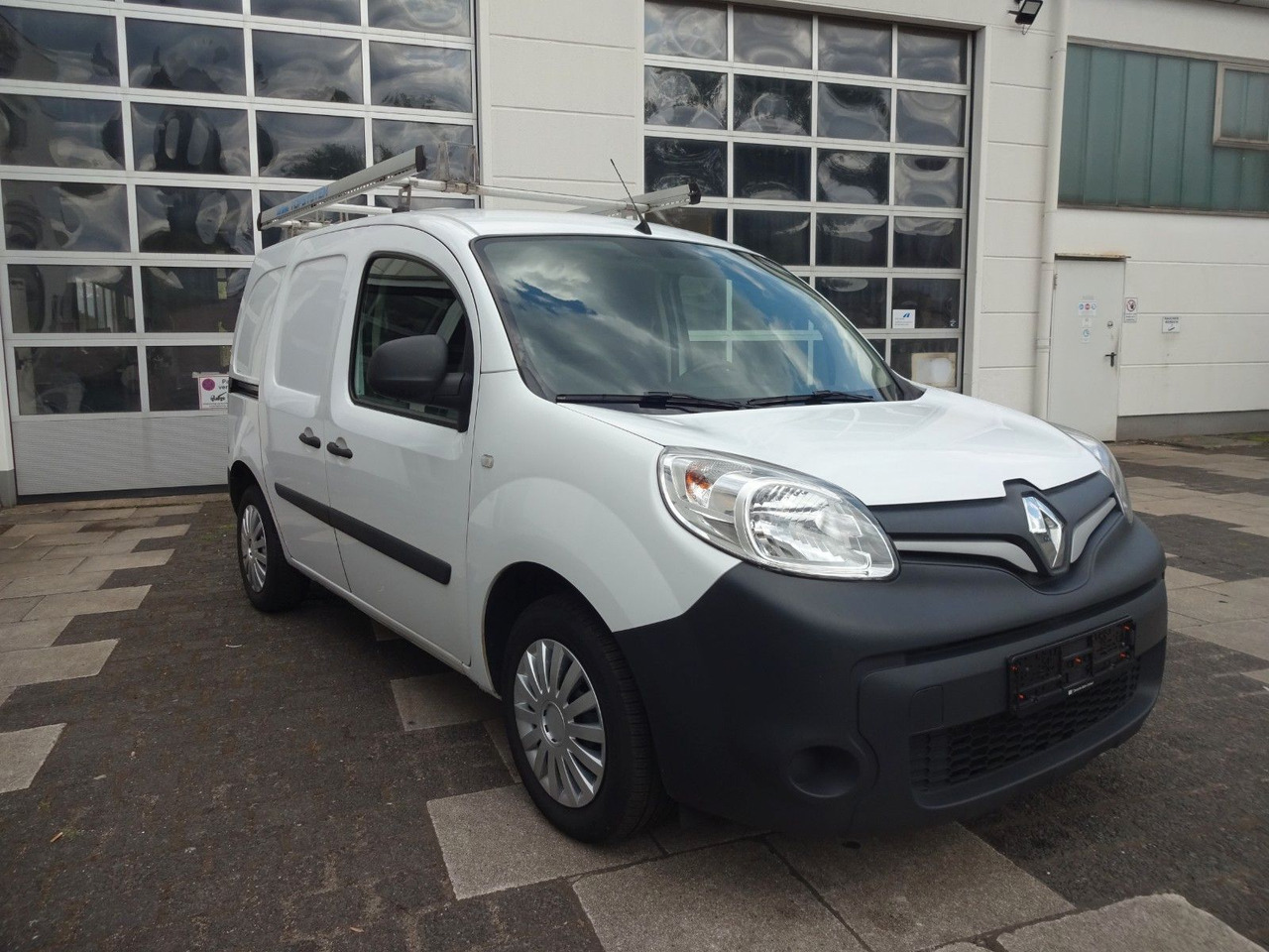 Renault Kangoo Rapid Extra, L1H1, Klima, Sortimo - Mikrobus: obrázok 1 Renault Kangoo Rapid Extra, L1H1, Klima, Sortimo - Mikrobus: obrázok 1
