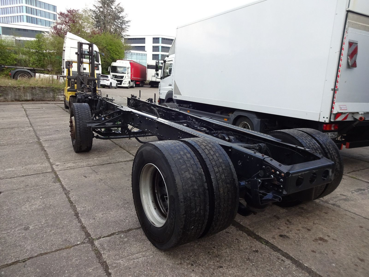 MAN TGX 18.480, Chassis mit Hinterachse, Bj-2016 - Ťahač: obrázok 3 MAN TGX 18.480, Chassis mit Hinterachse, Bj-2016 - Ťahač: obrázok 3