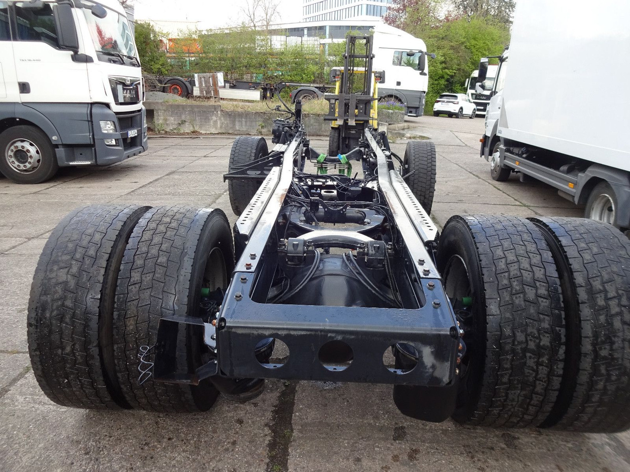 MAN TGX 18.480, Chassis mit Hinterachse, Bj-2016 - Ťahač: obrázok 4 MAN TGX 18.480, Chassis mit Hinterachse, Bj-2016 - Ťahač: obrázok 4