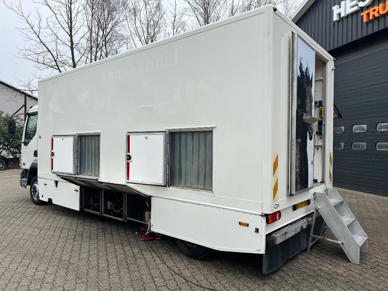 DAF LF 180 4X2 Verkoopopbouw/Verkaufsaufbau +Koeling Hydraulisch uitklapbaar - Pojazdná predajňa: obrázok 4 DAF LF 180 4X2 Verkoopopbouw/Verkaufsaufbau +Koeling Hydraulisch uitklapbaar - Pojazdná predajňa: obrázok 4
