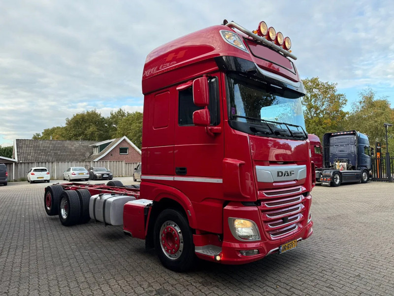 DAF XF 530 6X2 FAS Full air Alcoa Retarder Stuuras 7.6M Chassis NL Truck - Podvozek s kabinou: obrázok 2 DAF XF 530 6X2 FAS Full air Alcoa Retarder Stuuras 7.6M Chassis NL Truck - Podvozek s kabinou: obrázok 2