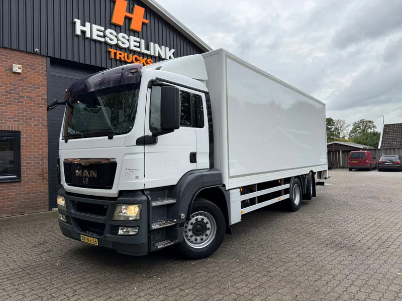 MAN TGS 26.320 Koffer Stuuras AHK 2500KG LBW 580.347KM! NL Truck - Skříňový nákladní auto: obrázok 1 MAN TGS 26.320 Koffer Stuuras AHK 2500KG LBW 580.347KM! NL Truck - Skříňový nákladní auto: obrázok 1