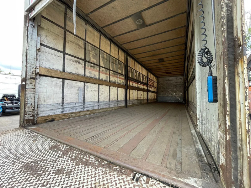 Renders 1 AS 10.6M City Stuuras/Lenkachse 2.000 KG LBW - Plachtový náves: obrázok 5 Renders 1 AS 10.6M City Stuuras/Lenkachse 2.000 KG LBW - Plachtový náves: obrázok 5