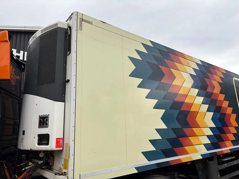 Schmitz Cargobull Thermo King Frigo 2 Compartiments AS-2 Liftas AS-3 Stuuras Dhollandia 2000KG NL Trailer - Náves izotermické: obrázok 5 Schmitz Cargobull Thermo King Frigo 2 Compartiments AS-2 Liftas AS-3 Stuuras Dhollandia 2000KG NL Trailer - Náves izotermické: obrázok 5