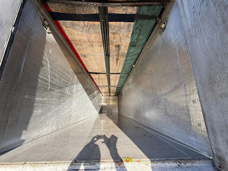 Stas S300CX 82m3!! Vol alu kipper SAF Graanluiken - Náves sklápěcí: obrázok 5 Stas S300CX 82m3!! Vol alu kipper SAF Graanluiken - Náves sklápěcí: obrázok 5