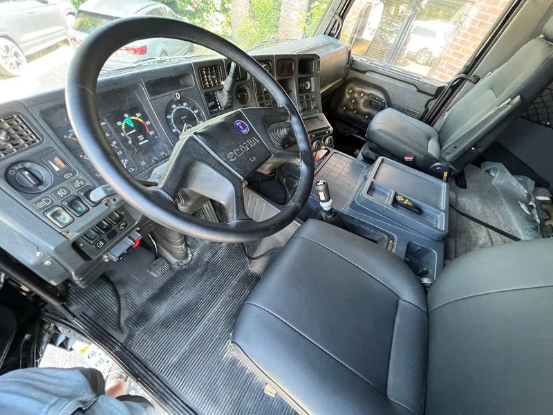 Scania R143-420 V8 Motor NL truck nieuwe APK - Ťahač: obrázok 5 Scania R143-420 V8 Motor NL truck nieuwe APK - Ťahač: obrázok 5