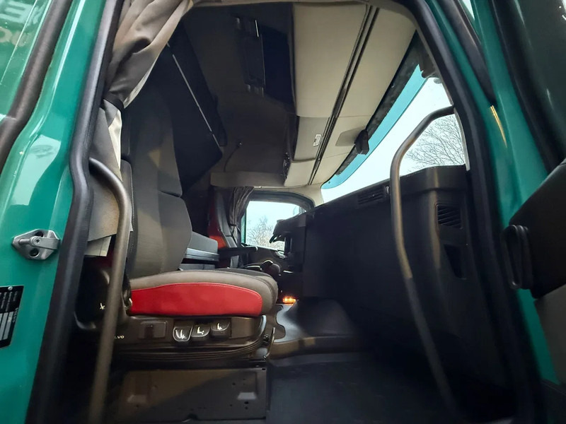 Ťahač Volvo FH 460 6X2 Globetrotter XL ADR 427.228KM!! NL Truck: obrázok 7 Ťahač Volvo FH 460 6X2 Globetrotter XL ADR 427.228KM!! NL Truck: obrázok 7