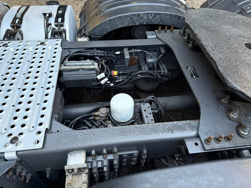 Ťahač Volvo FH 460 6X2 Globetrotter XL ADR 427.228KM!! NL Truck: obrázok 11 Ťahač Volvo FH 460 6X2 Globetrotter XL ADR 427.228KM!! NL Truck: obrázok 11