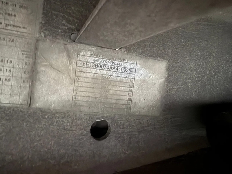 Plachtový náves Van Hool 3AS Gegalvaniseerd Schuifzeilen/Schuifdak 2X Liftas 2.000KG Laadklep APK 05/2026!: obrázok 18 Plachtový náves Van Hool 3AS Gegalvaniseerd Schuifzeilen/Schuifdak 2X Liftas 2.000KG Laadklep APK 05/2026!: obrázok 18