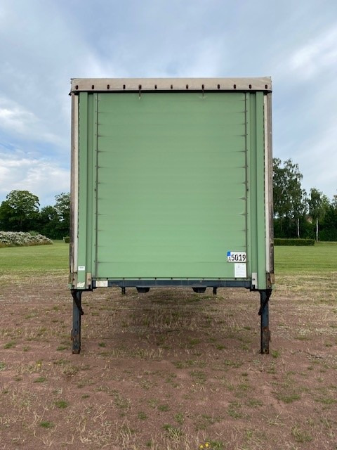 Kögel BDF-System 7.450 mm, Heck hohe Portaltüren - Plachtová nadstavba: obrázok 1 Kögel BDF-System 7.450 mm, Heck hohe Portaltüren - Plachtová nadstavba: obrázok 1