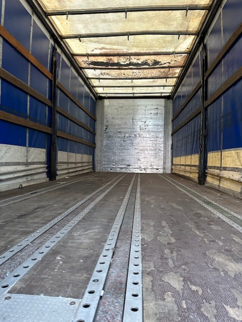 Kögel BDF-System 7.450 mm, Heck hohe Portaltüren - Plachtová nadstavba: obrázok 2 Kögel BDF-System 7.450 mm, Heck hohe Portaltüren - Plachtová nadstavba: obrázok 2