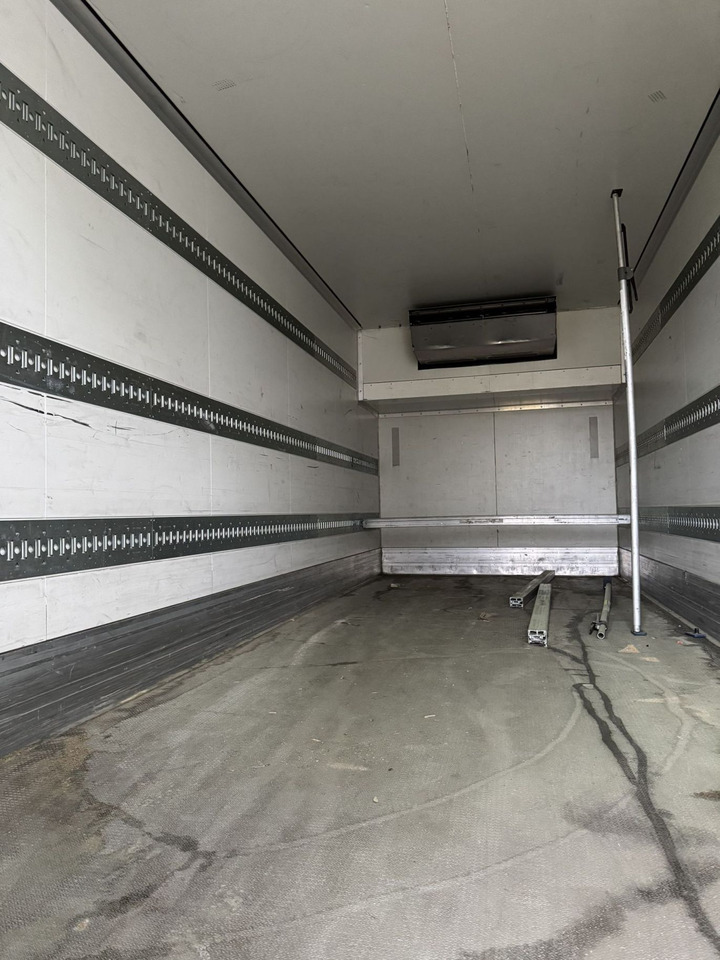 Krone BDF-System 7.45 m, Wartung neu, LACK NEU in weiß - Chladírenská nadstavba: obrázok 4 Krone BDF-System 7.45 m, Wartung neu, LACK NEU in weiß - Chladírenská nadstavba: obrázok 4