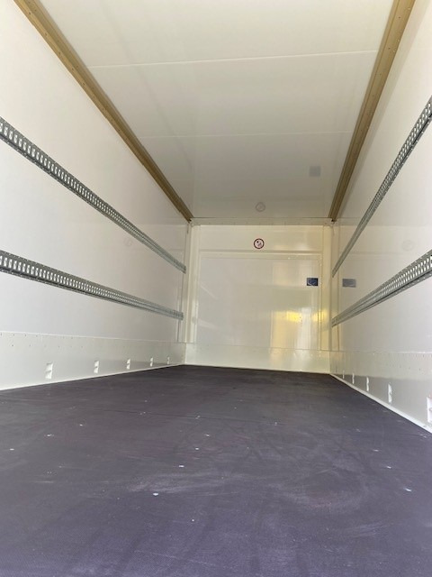 Krone BDF-System, 7.450 mm lang, Dach isoliert - Skříňová nadstavba: obrázok 4 Krone BDF-System, 7.450 mm lang, Dach isoliert - Skříňová nadstavba: obrázok 4