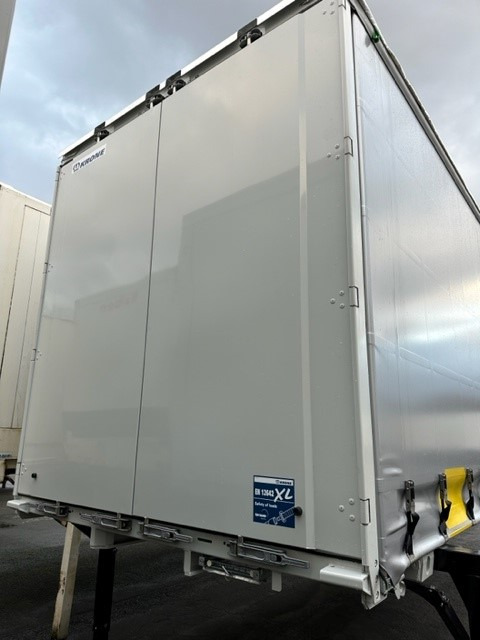 Krone BDF-System 7.450 mm lang, FABRIKNEU - Plachtová nadstavba: obrázok 3 Krone BDF-System 7.450 mm lang, FABRIKNEU - Plachtová nadstavba: obrázok 3